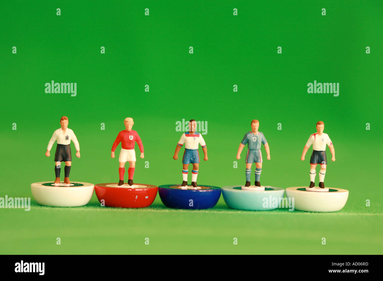 England-internationaler Fußball-Kits auf Subbuteo Männer Stockfoto