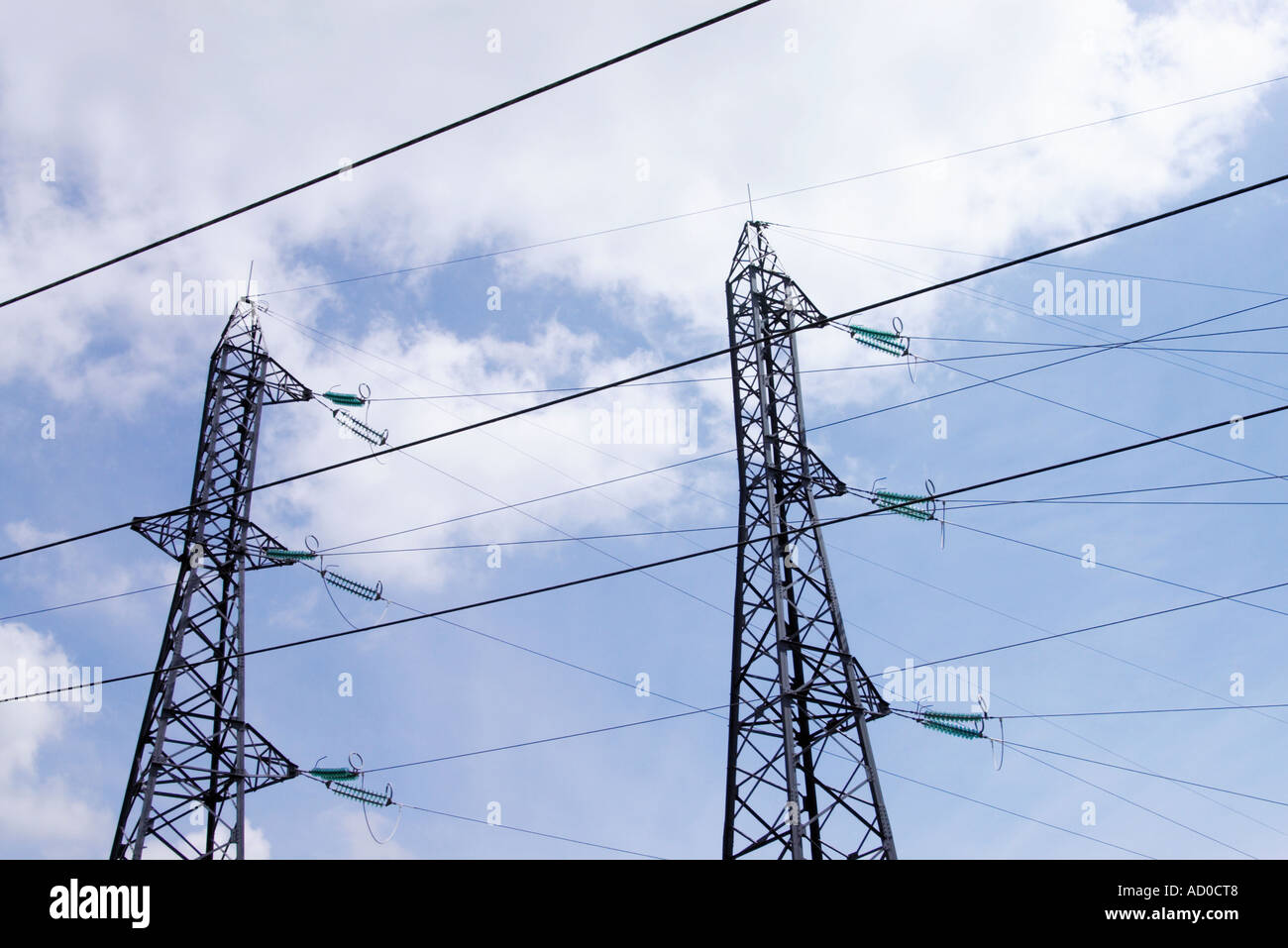 Strommasten in Frankreich Stockfoto