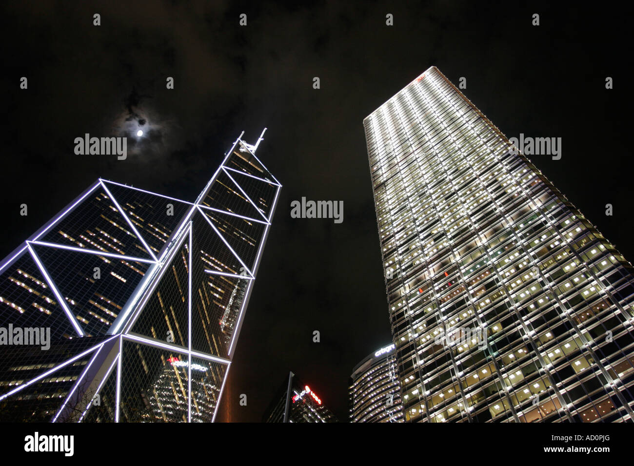 Bank of China und Cheung Kong Hochhaus Bürohäuser in Central, Hongkong bei Nacht Stockfoto