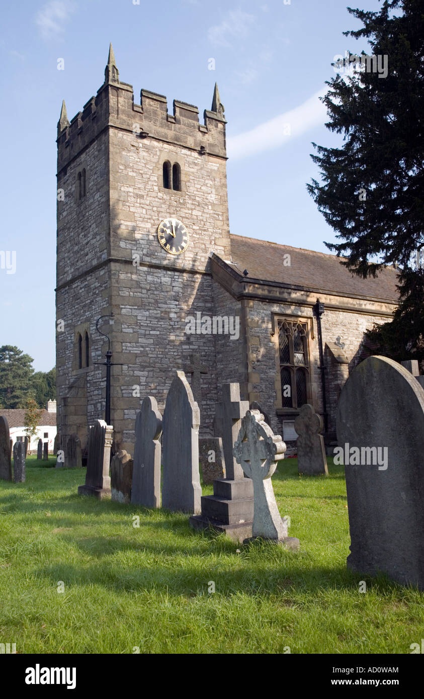 Victorian Kirche Heilige Dreifaltigkeit Ashford in der Wasserstadt Stockfoto