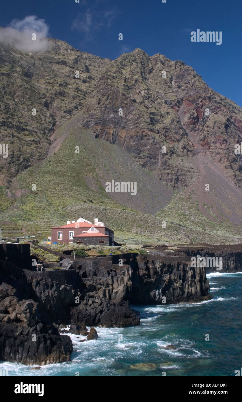 Pozo De La Salud (gut der Gesundheit) / Wellnesshotel auf El Hierro auf den Kanaren Stockfoto