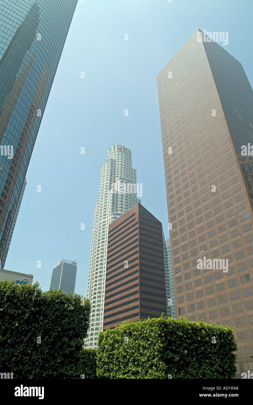 California Plaza, KPMG Tower Bürogebäude in der Innenstadt von Los Angeles CA Bunker Hill finanziellen Bezirk architektonische Wolkenkratzer Stockfoto