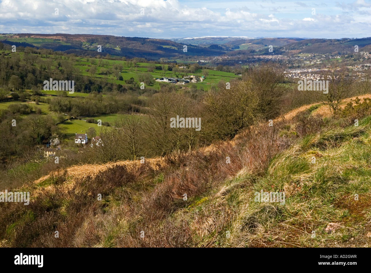 Das Derwent Valley nahe Matlock Bath in Derbyshire Peak District Blick nach Norden von oben Starkholmes Dorf Stockfoto