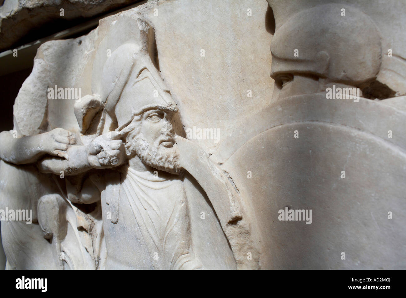 Detail des griechischen Hopliten kämpfen auf dem Parthenon-Fries, bekannt als die Elgin Marbles im British Museum London UK Stockfoto