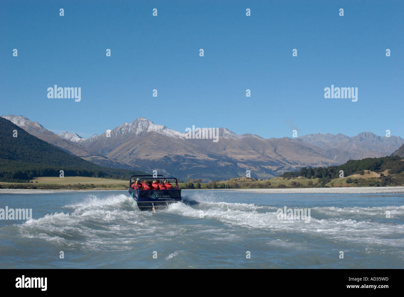 Jet-Boot auf Dart River, Neuseeland Stockfoto