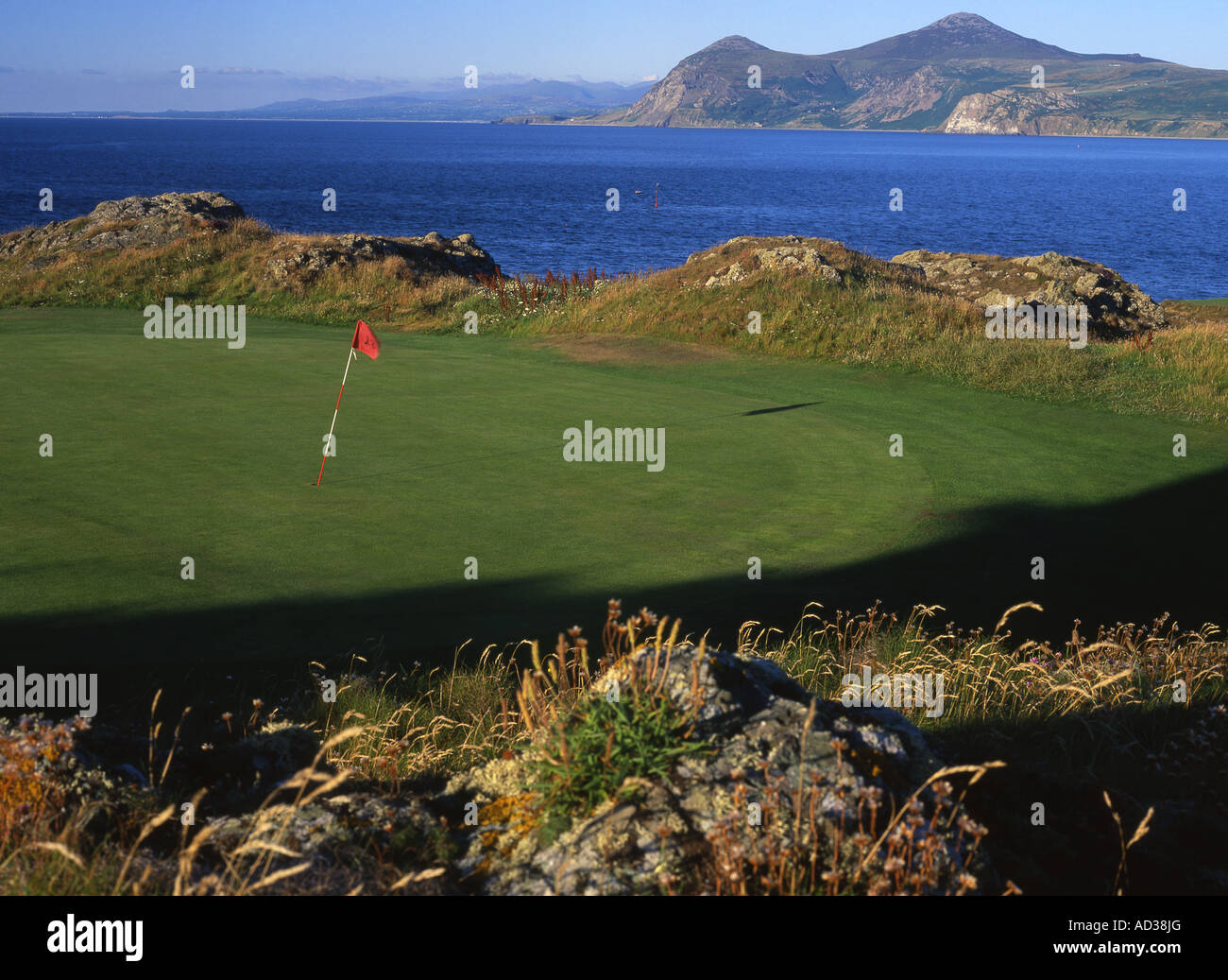 13. Loch Old Course Nefyn & Bezirk Golf Club Yr eIFL.net in Ferne Gwynedd North Wales UK Stockfoto