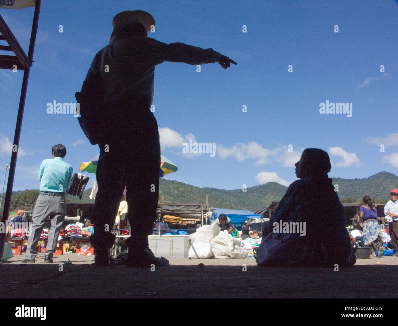 Man spricht in der Peripherie der Hauptmarkt Stockfoto