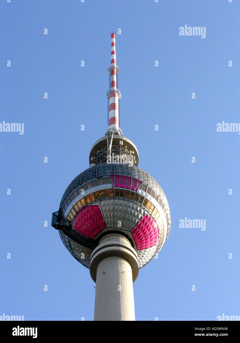 Der Berliner Fernsehturm Berlin Deutschland Europa Stockfoto