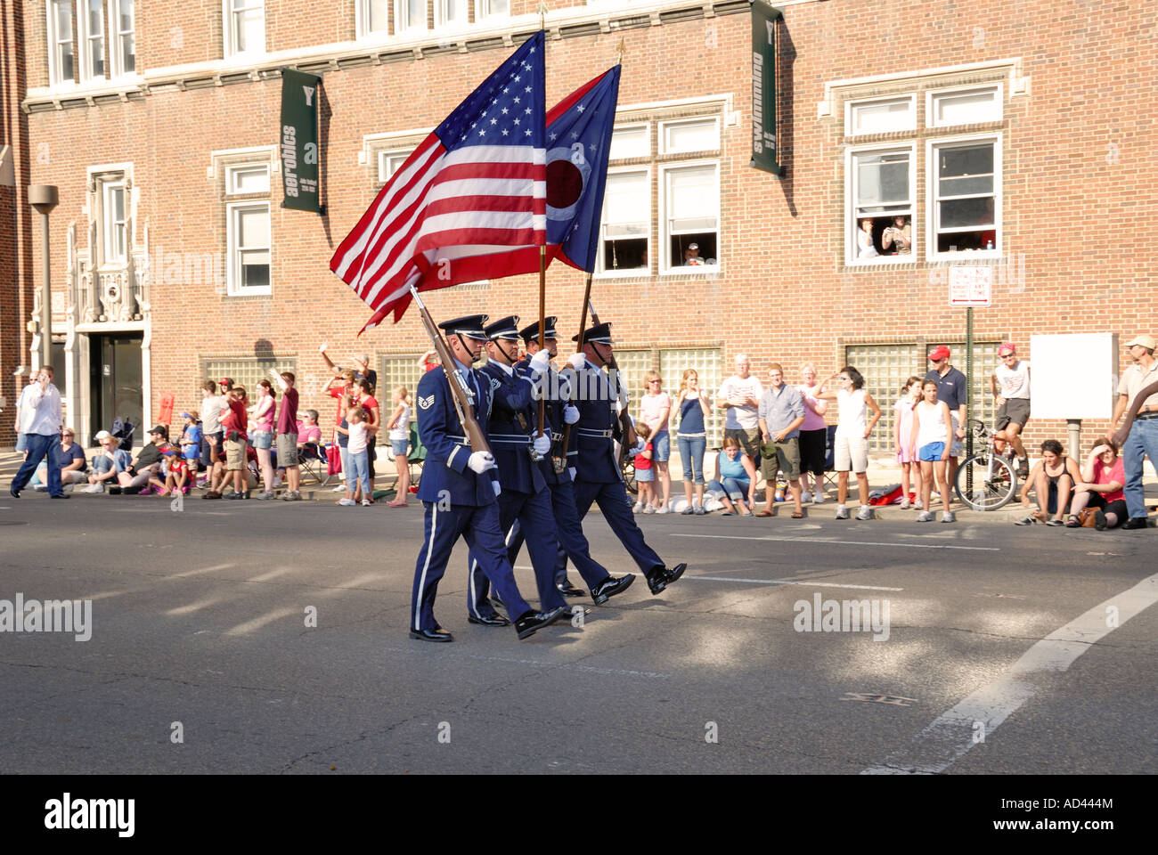 Militärs in Parade Stockfoto