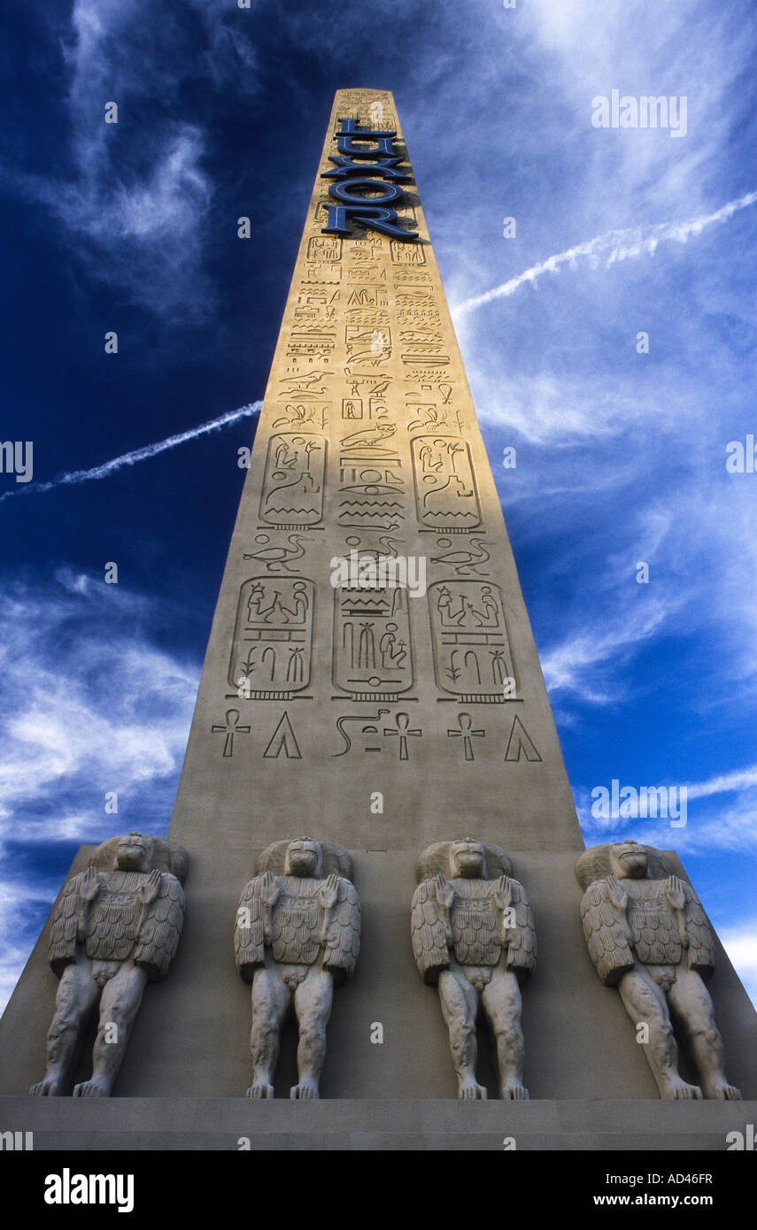 Obelisk der Hotel und Casino Luxor, Las Vegas, Nevada, Vereinigte Staaten von Amerika, USA Stockfoto