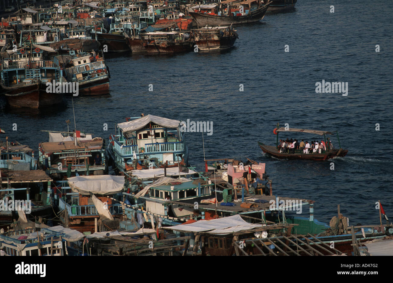 Dubai Creek VAE Boote River Commerce Dhau Stockfoto