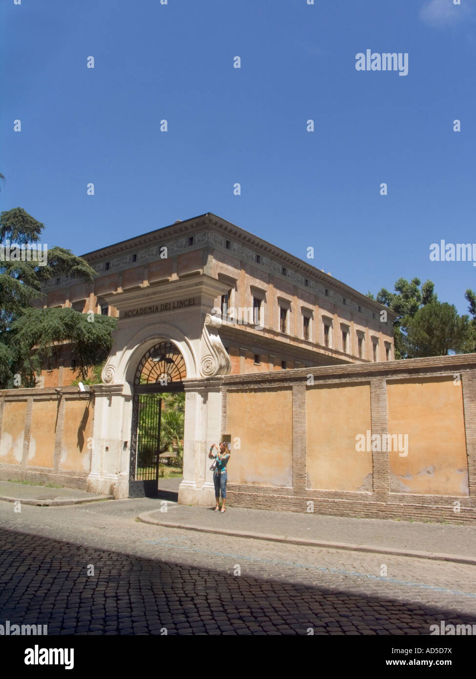 Accademia dei Lincei, über Straße della Lungara Rom, Italien Stockfoto