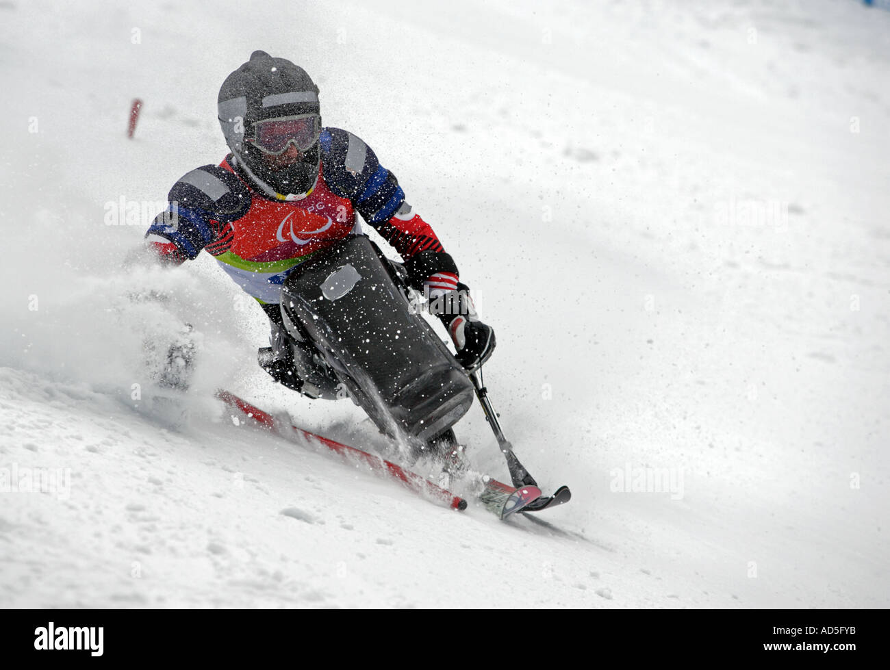 Andreas Kapfinger Österreich in den Herren Alpin Ski Slalom sitzen Wettbewerb Stockfoto