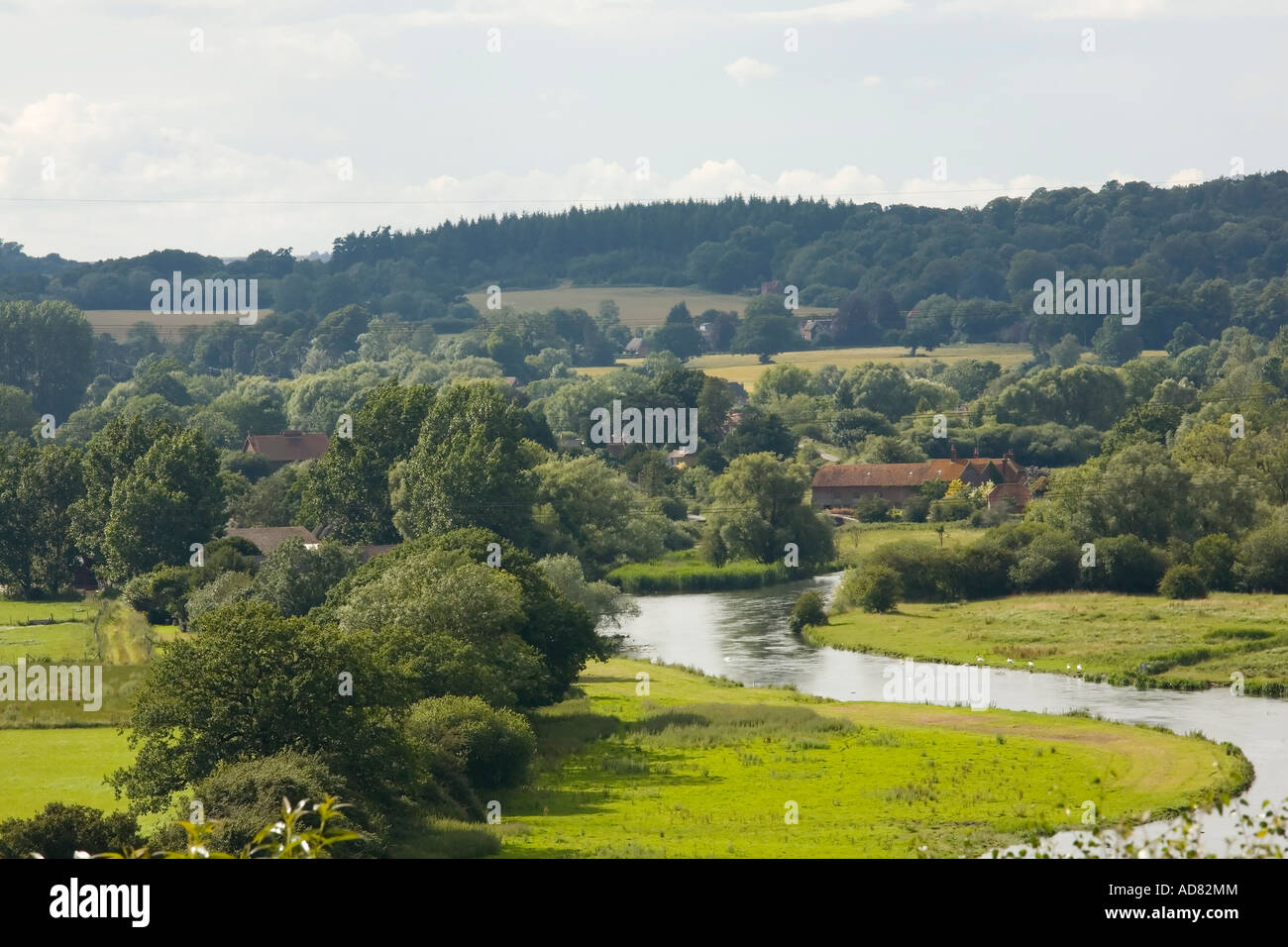 Der Fluss Avon vom Burgberg Woodgreen New Forest Stockfoto