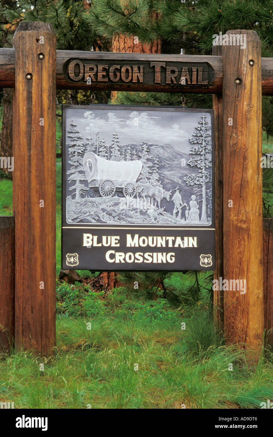 Oregon Trail Blue Mountain Crossing Schild am USFS interpretativen Website Umatilla National Forest Ost-Oregon Stockfoto