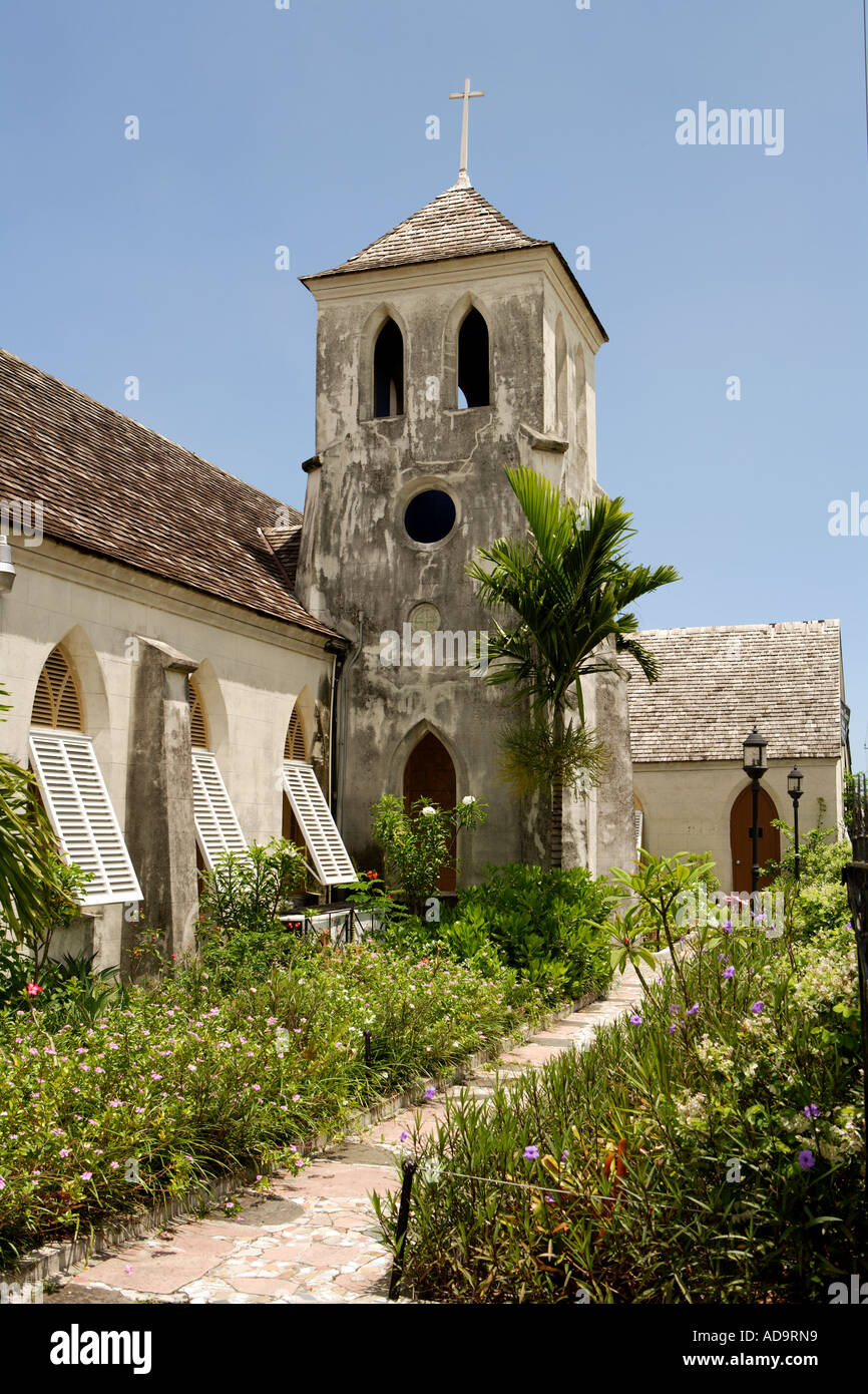 Saint Francis Xavier Cathedral, West und West Hill Street, Nassau, New Providence, Bahamas. Stockfoto