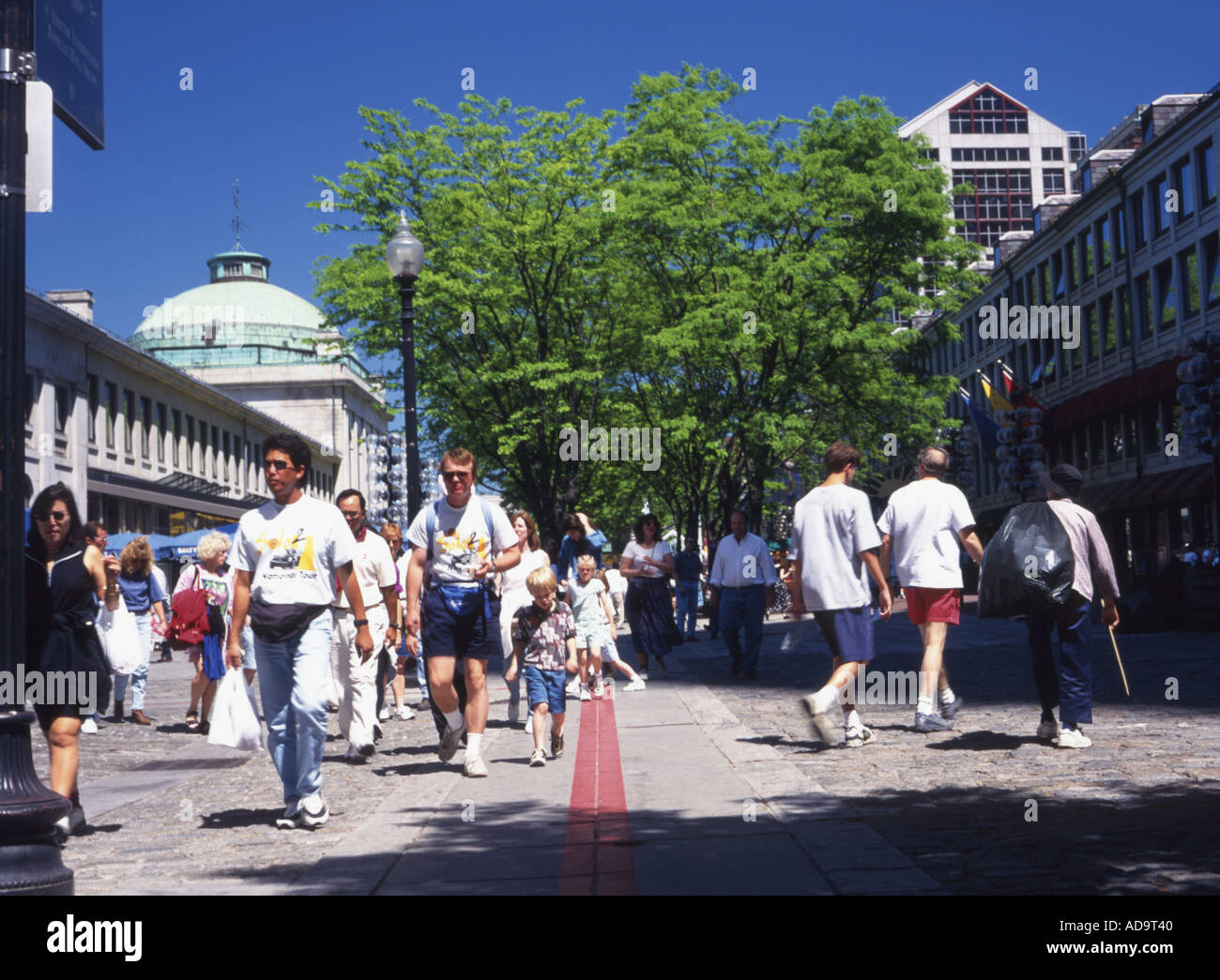 Quincy Market zeigt Freiheitspfad rote Linie Boston Massachusetts, USA Stockfoto