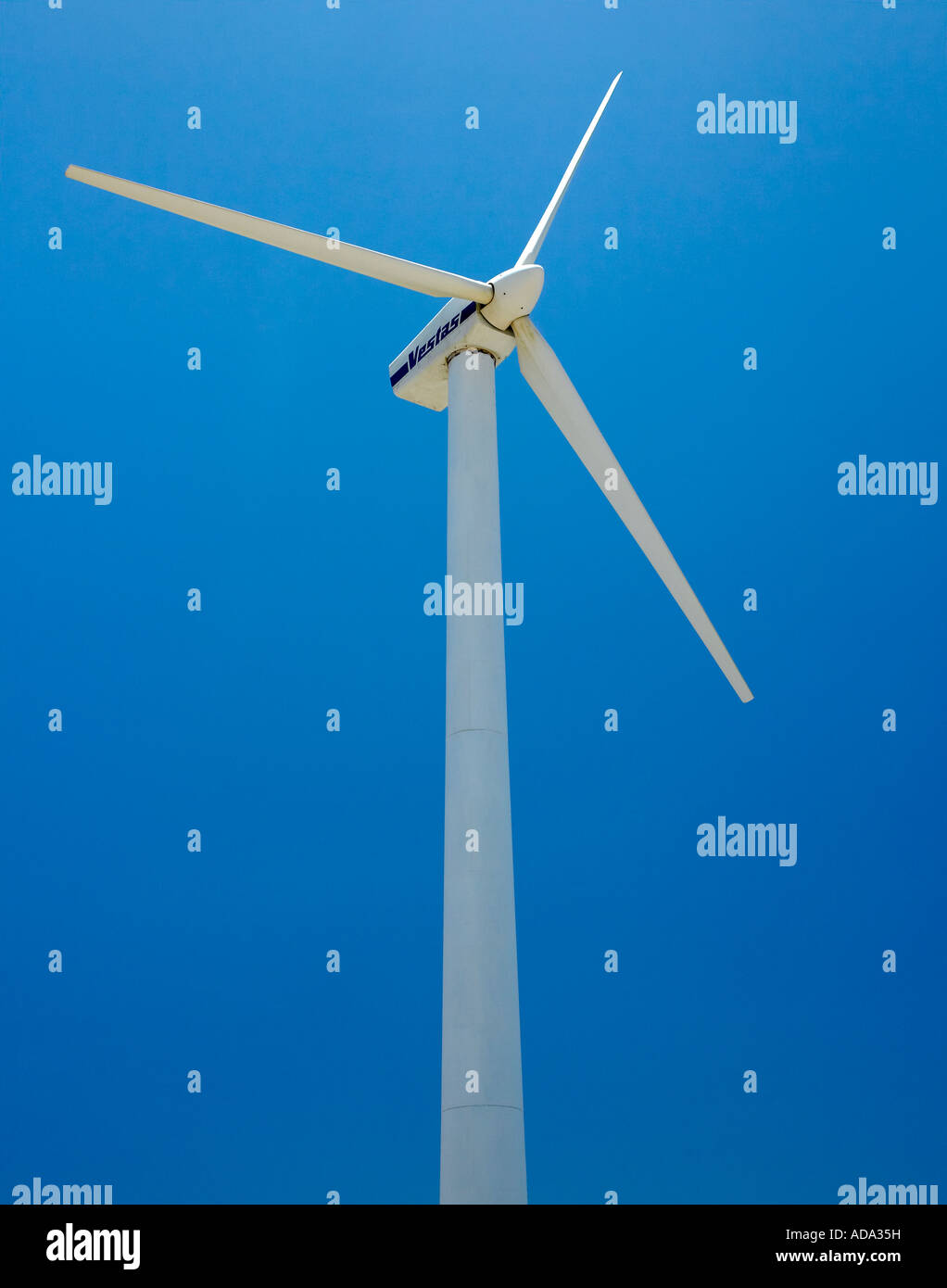 Windkraftanlage für einen Windpark auf den Kanarischen Inseln Stockfoto