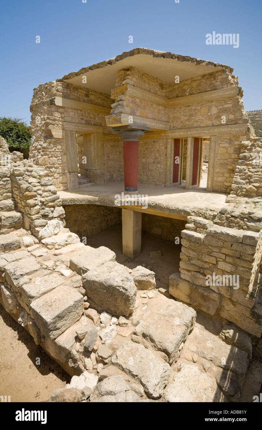 Ein Teil der South Propylaeum an der minoischen Ausgrabungsstätte von Knossos / Crete / Griechenland Stockfoto