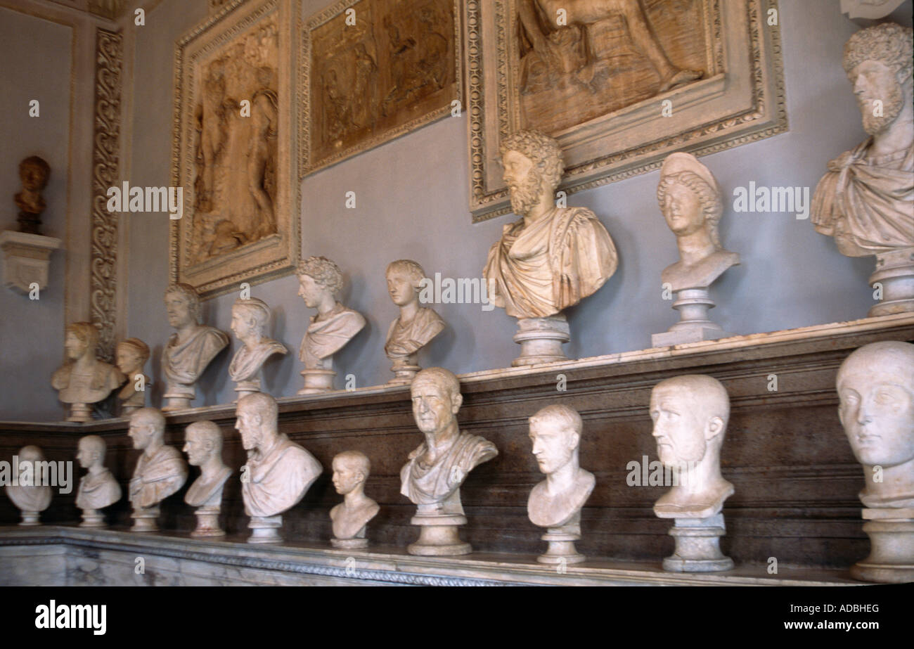Rom Italien Capitoline Museum Sala Degli Imperatori Büsten der römischen Kaiser Stockfoto