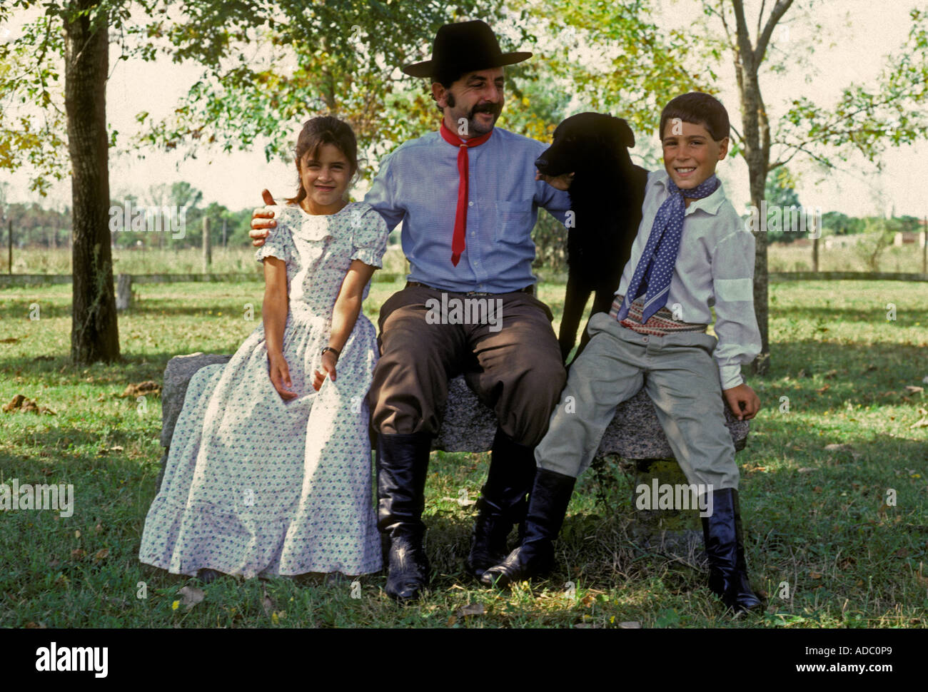 Argentinischen Volkes, erwachsener Mann, junge, Mädchen, Familie, Estancia San Antonio de Areco, Provinz Buenos Aires, Argentinien Stockfoto