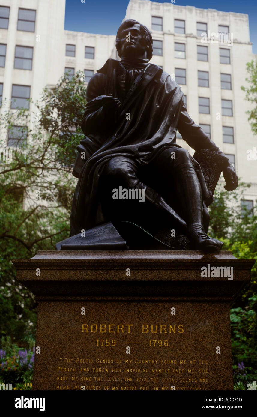 Statue von Robert Burns Embankment Gardens London Stockfoto