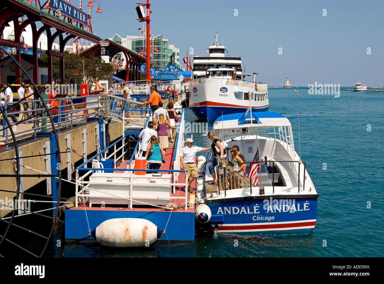 Wasser-Taxi & Ausflugsboote Stockfoto