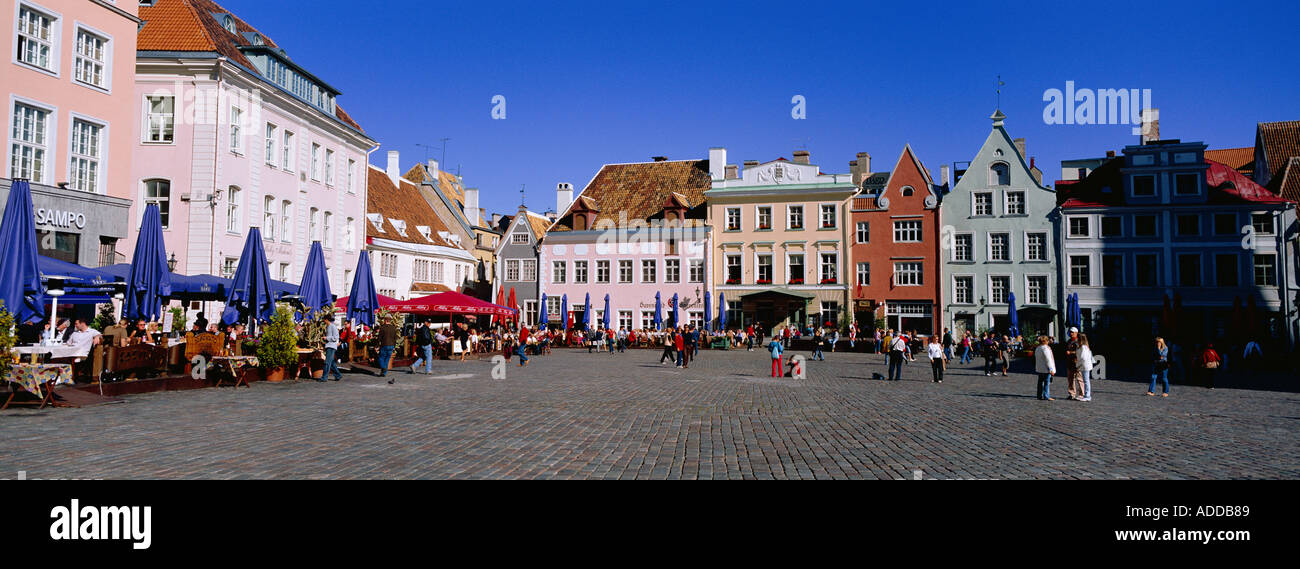 Estland Tallinn Rathausplatz Raekoja Plats Stockfoto