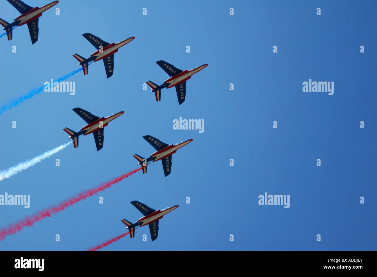 Armee Del'Air Düsen im Formationsflug Stockfoto