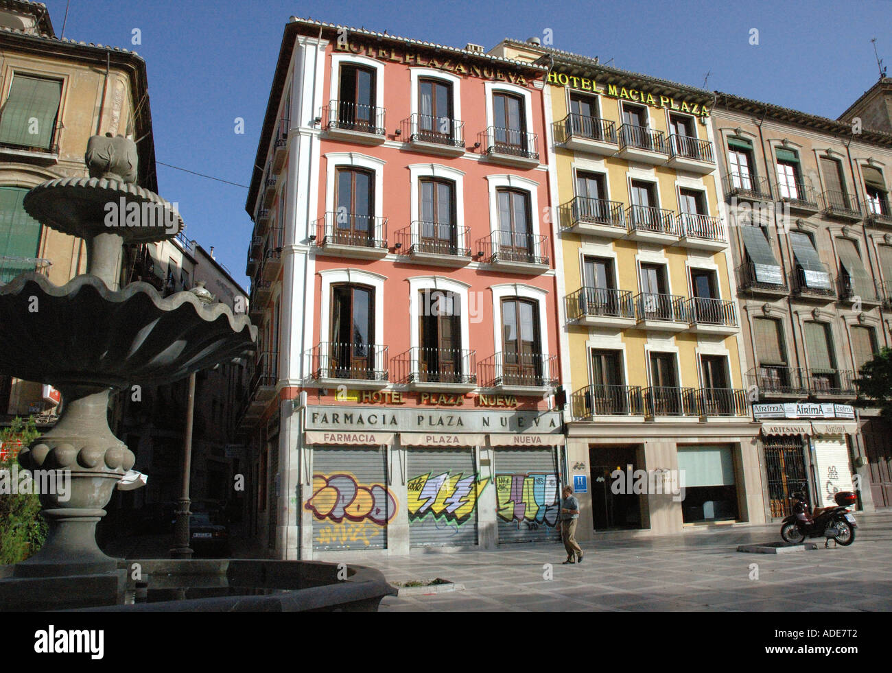 Blick auf charakteristische Gebäude Granada Andalusien Andalusien España Spanien Iberia Europa Stockfoto
