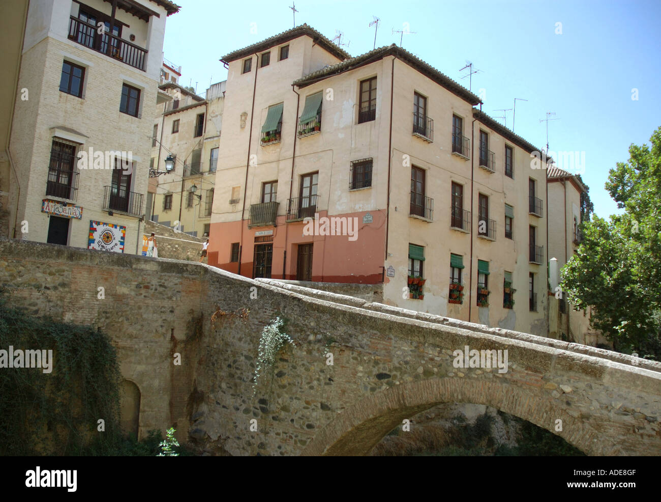 Blick auf charakteristische Gebäude Granada Andalusien Andalusien España Spanien Iberia Europa Stockfoto