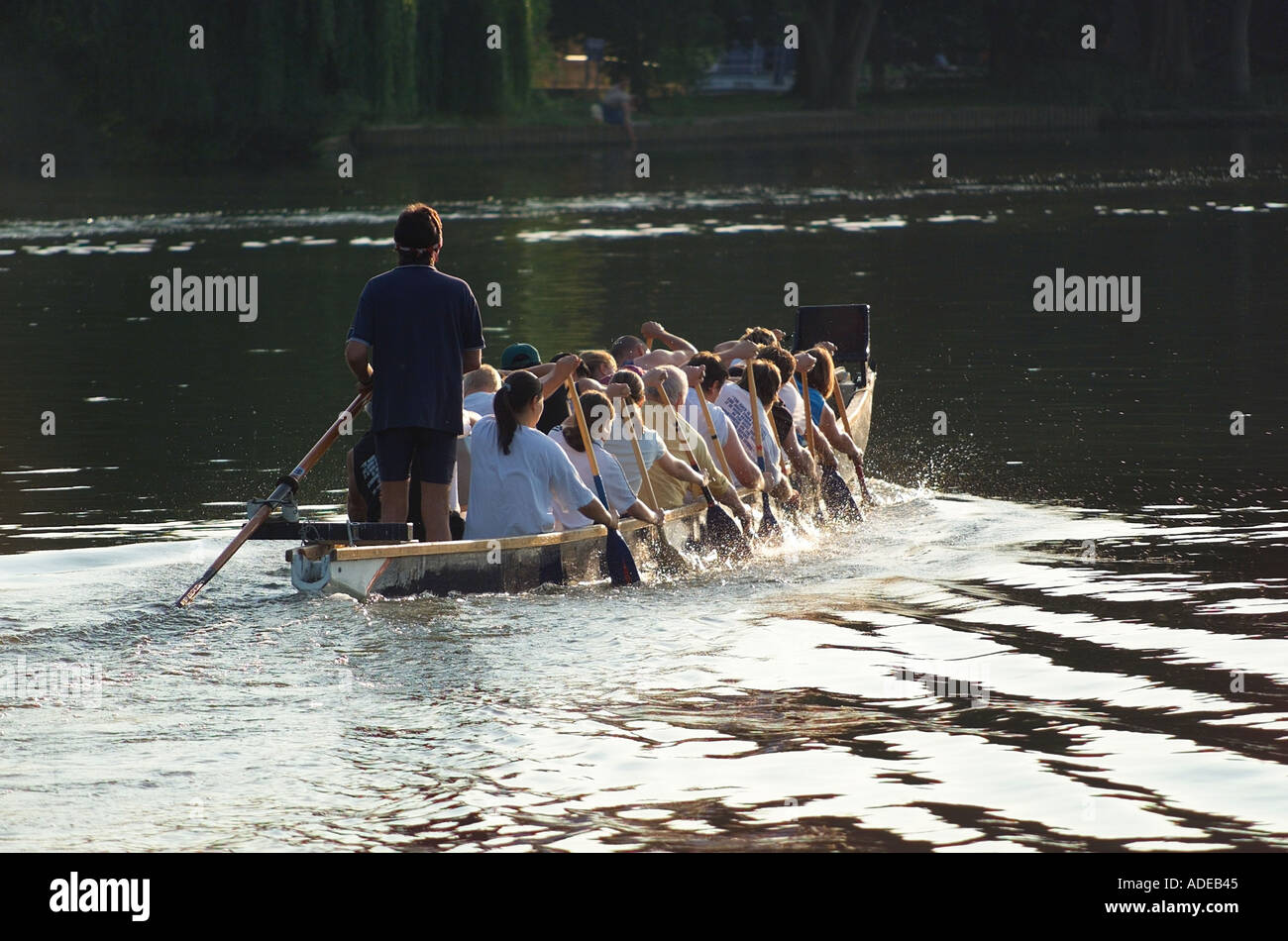 Ruderinnen mannschaft -Fotos und -Bildmaterial in hoher Auflösung – Alamy