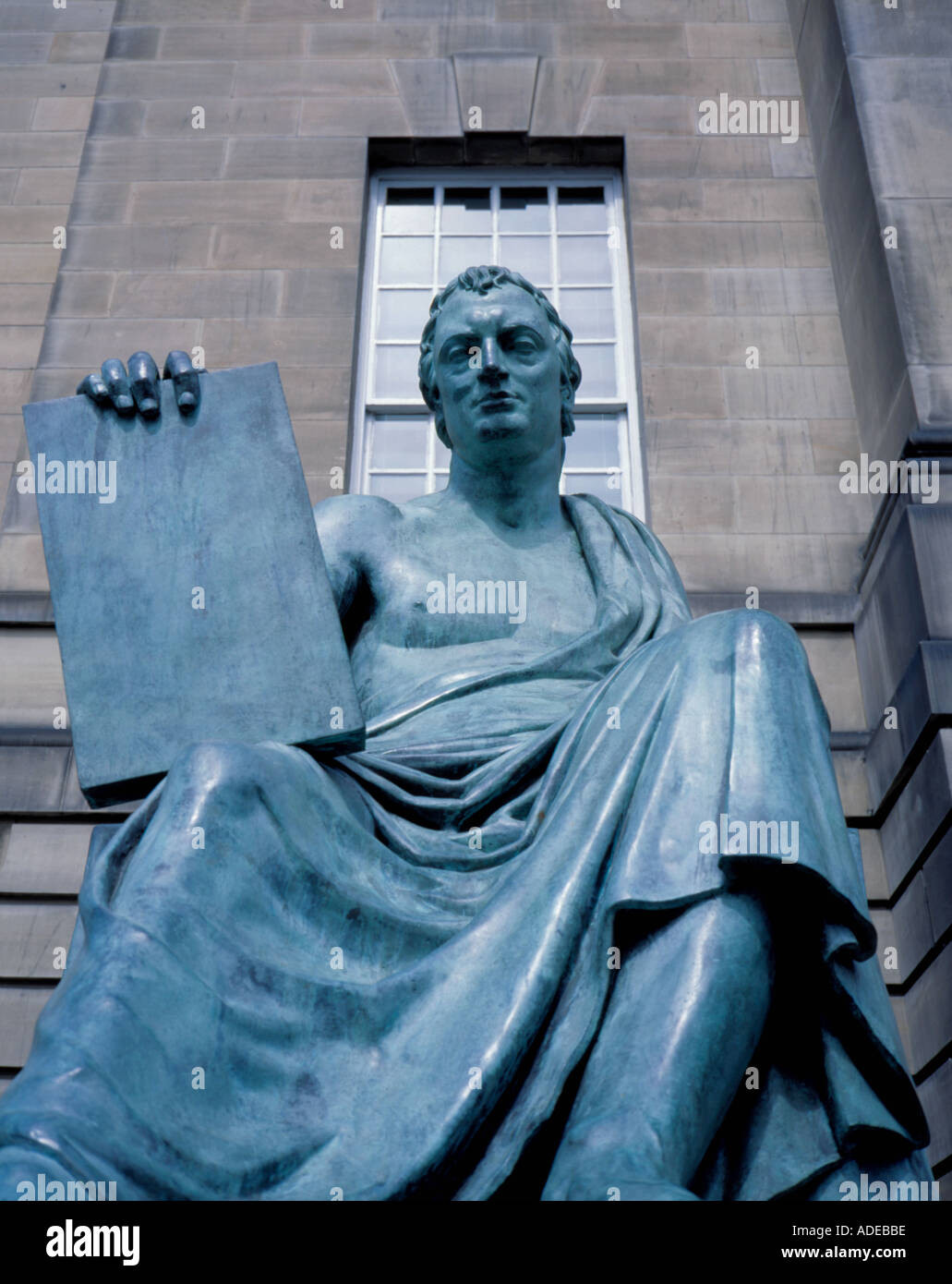 Statue von David Hume, Parliament Square, Edinburgh, Lothian, Schottland, Großbritannien. Stockfoto