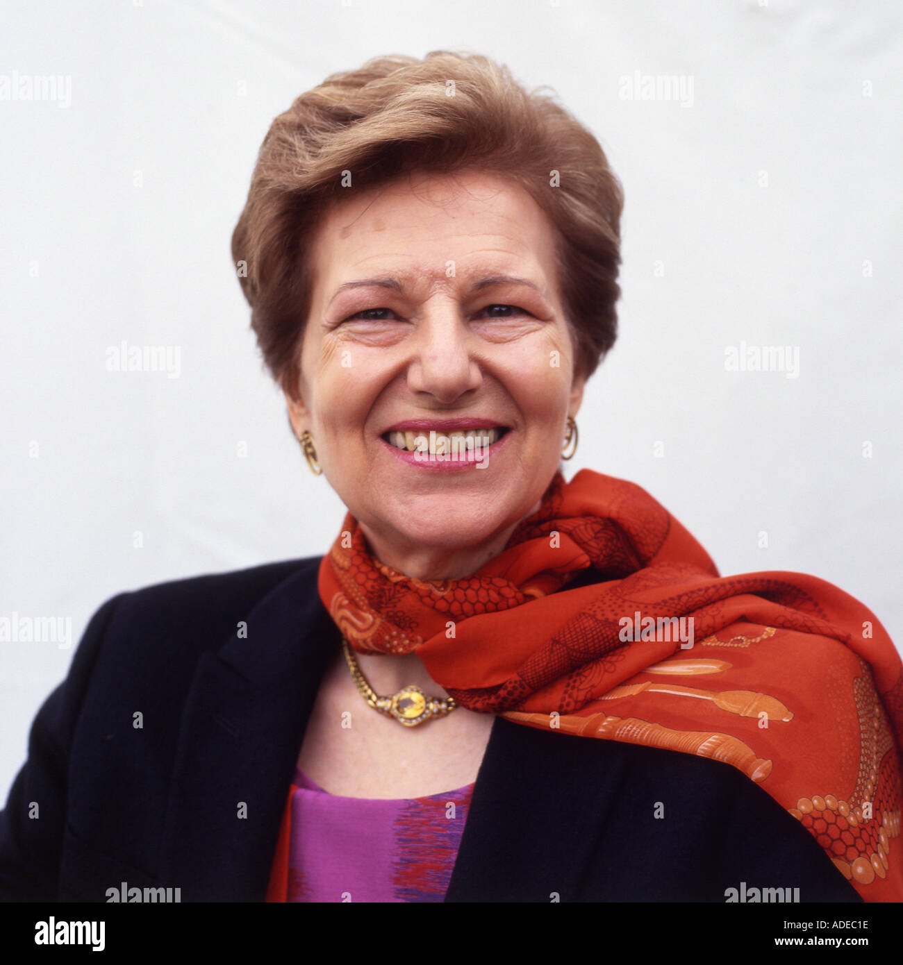 Baronin Emma Nicholson konservative Politiker am Heu Book Festival im Heu auf Wye Powys Wales UK KATHY DEWITT Stockfoto