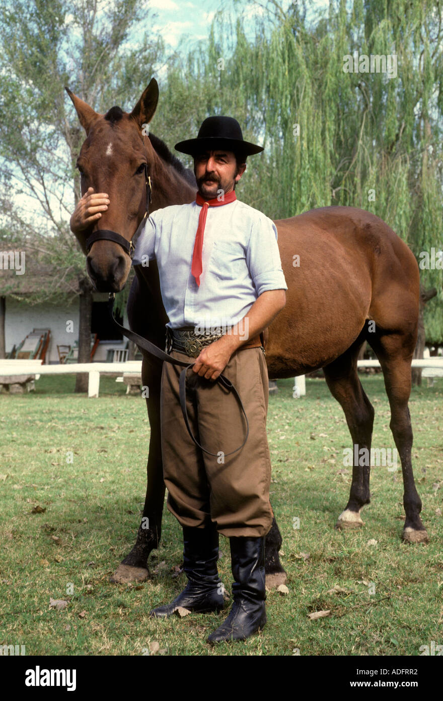 Argentinischen Volkes, erwachsener Mann, Männlich, Gaucho, Estancia San Antonio de Areco, Provinz Buenos Aires, Argentinien Stockfoto