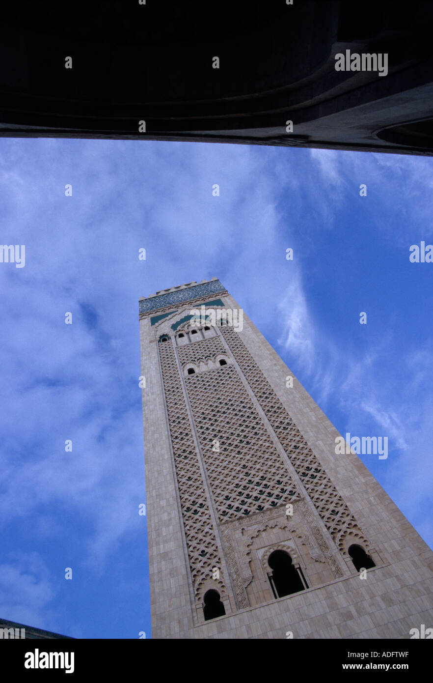 Das wunderbare Minarett der Hassan II Moschee, die zweitgrößte der Welt nach der Masjid al-Haram in Mekka, Casablanca Stockfoto