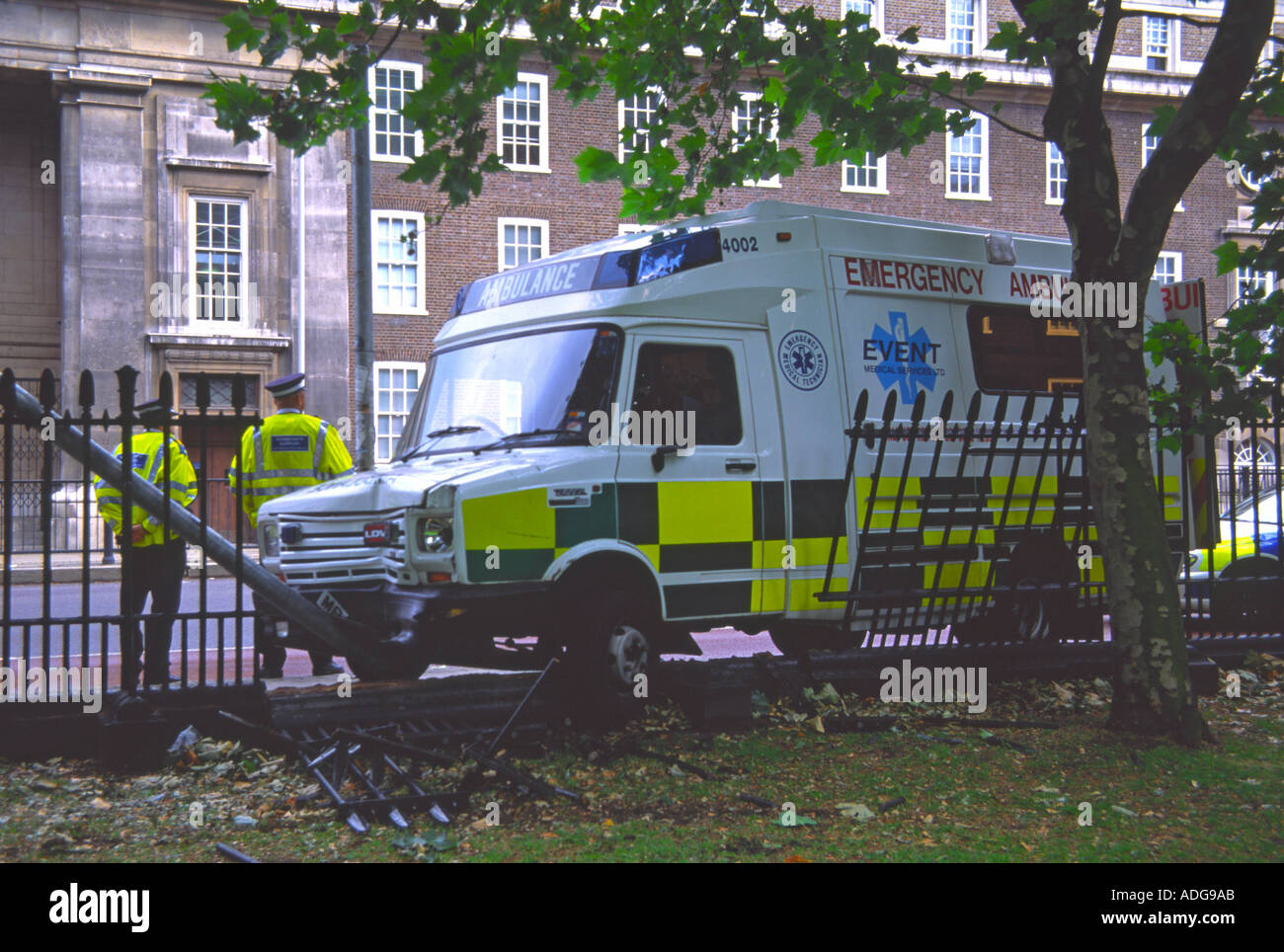 Abgestürzte Krankenwagen - Euston Road - London Stockfoto