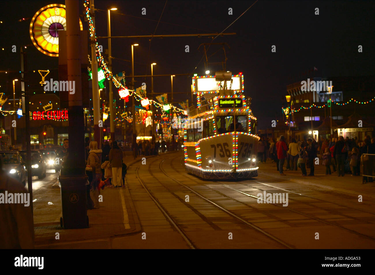 Blackpool Straßenbahn in Form eines Schiffes Blackpool Ablichtungen Lancashire Stockfoto