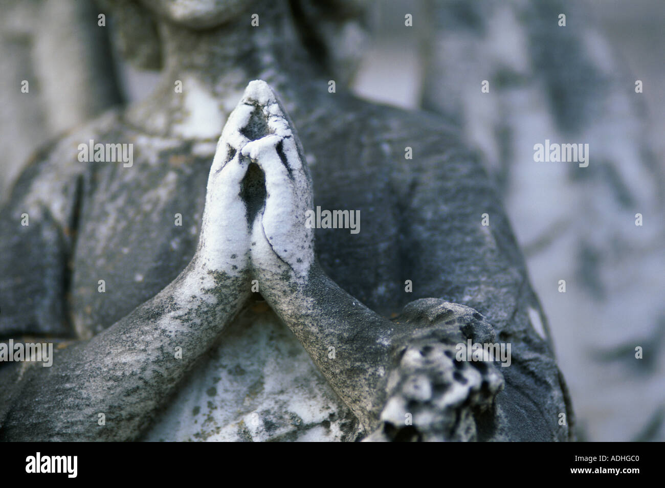 Nahaufnahme einer Statue eines Engels Stockfoto