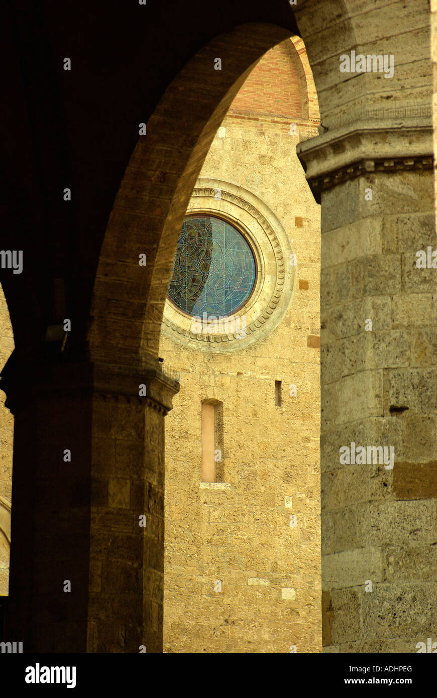 San Gimignano, Toskana Italien; Die Dom-Basilika von Santa Maria Assunta Stockfoto
