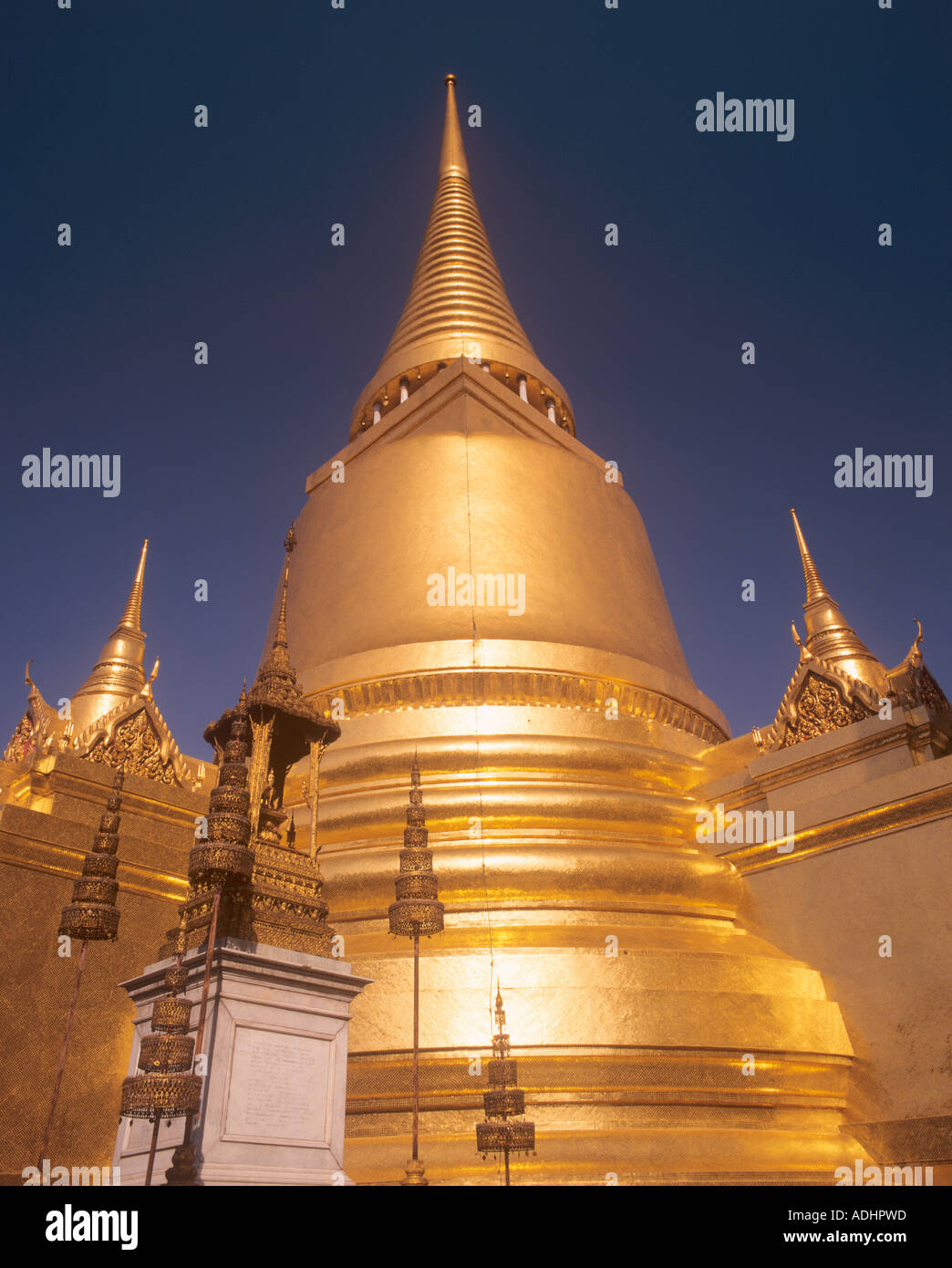Goldene Chedi Grand Palace Bangkok Thailand Stockfoto