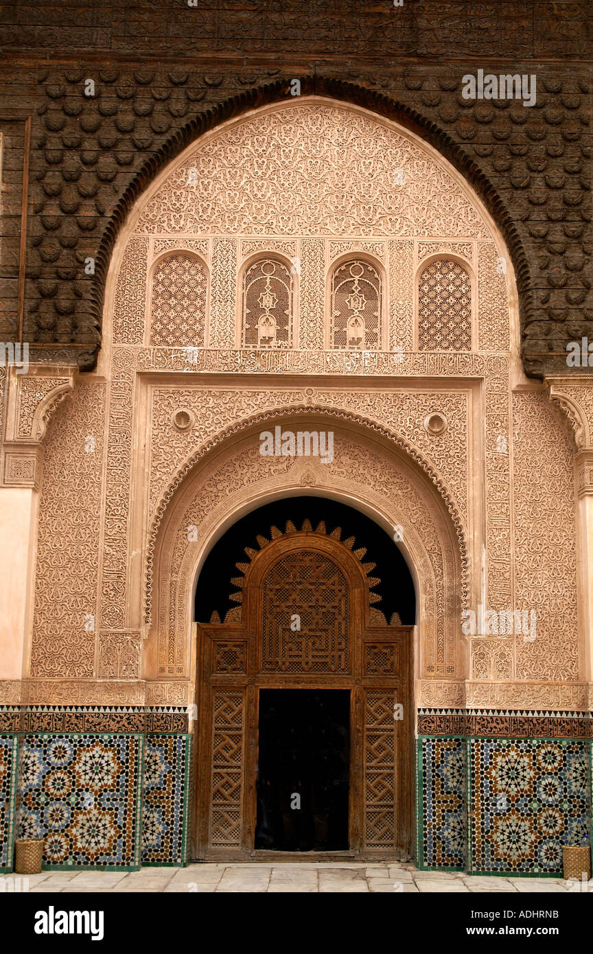 Bronzetür von Ben Youssef Medersa koranische Schule Maghreb Marrakesch Marokko Stockfoto