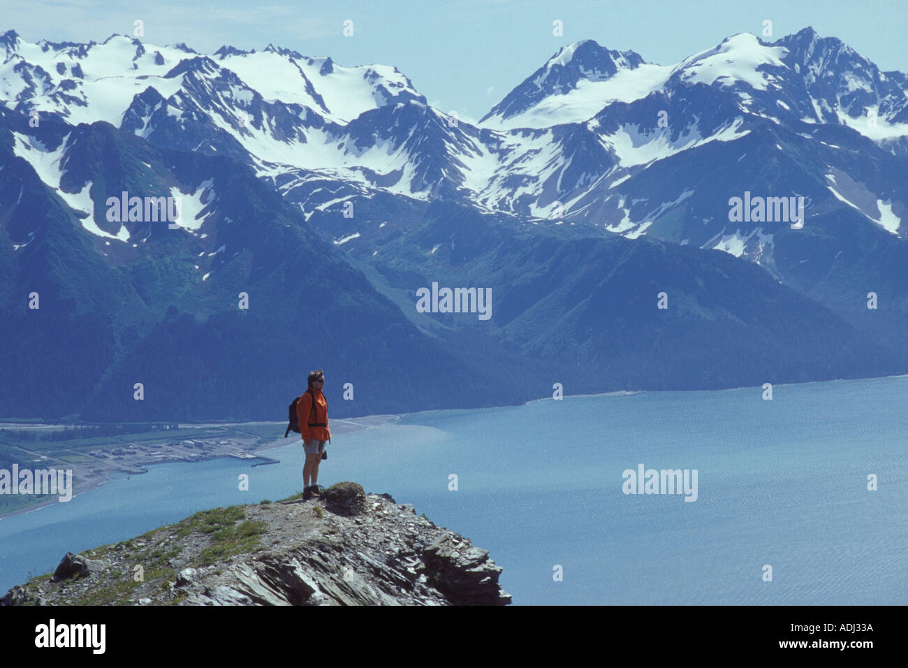 Wanderer auf Mount Marathon mit Auferstehung Bay Kenai wurde Kenai Mountains Golf von Alaska USA Stockfoto