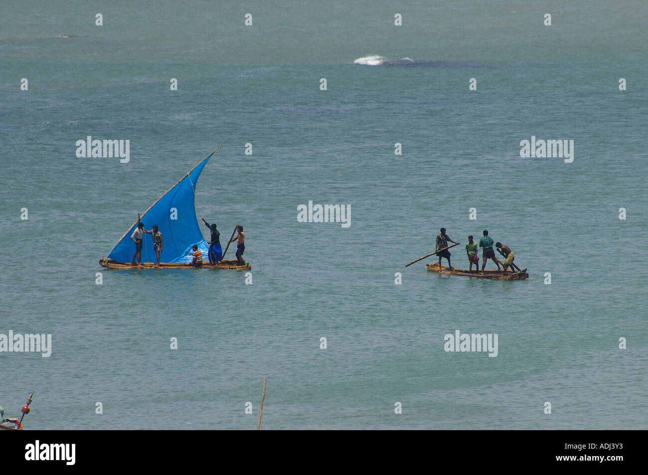 Indische Männer Boote Segeln Meer Kanya Kumari südlichen Zipfel Indien Stockfoto