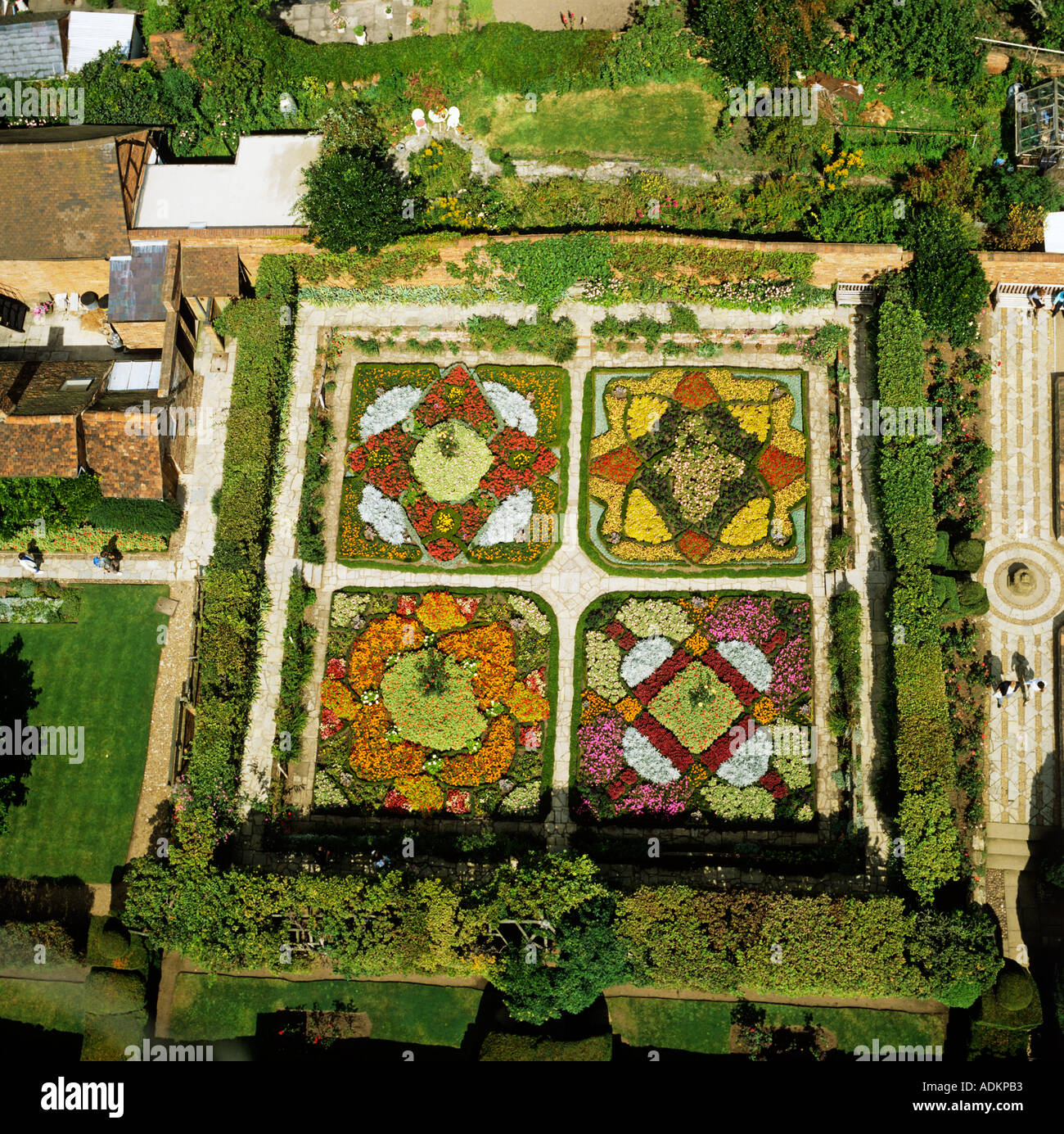 Neuen Ort Knot Garden Shakespeare s letzte Heimat Stratford Upon Avon UK Luftbild Stockfoto
