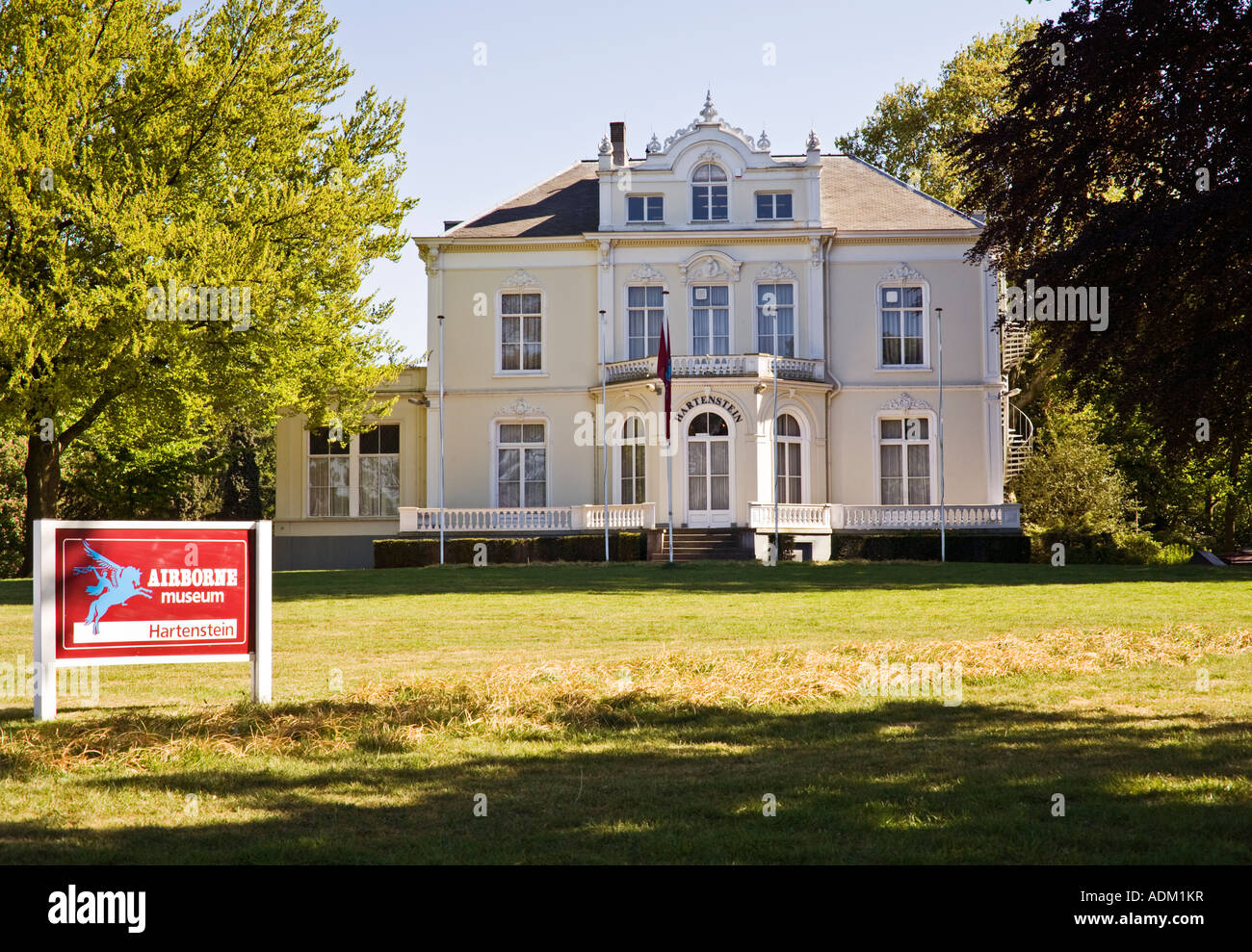 Hotel Hartenstein, Oosterbeek, Niederlande war die britische Fallschirmjäger HQ während der Schlacht um Arnheim und jetzt ein Kriegsmuseum Stockfoto