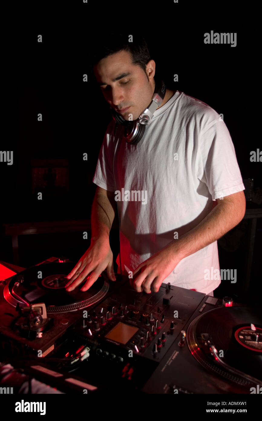 DJ Yoda bei Edinburgh s Bongo Club spielen Stockfoto