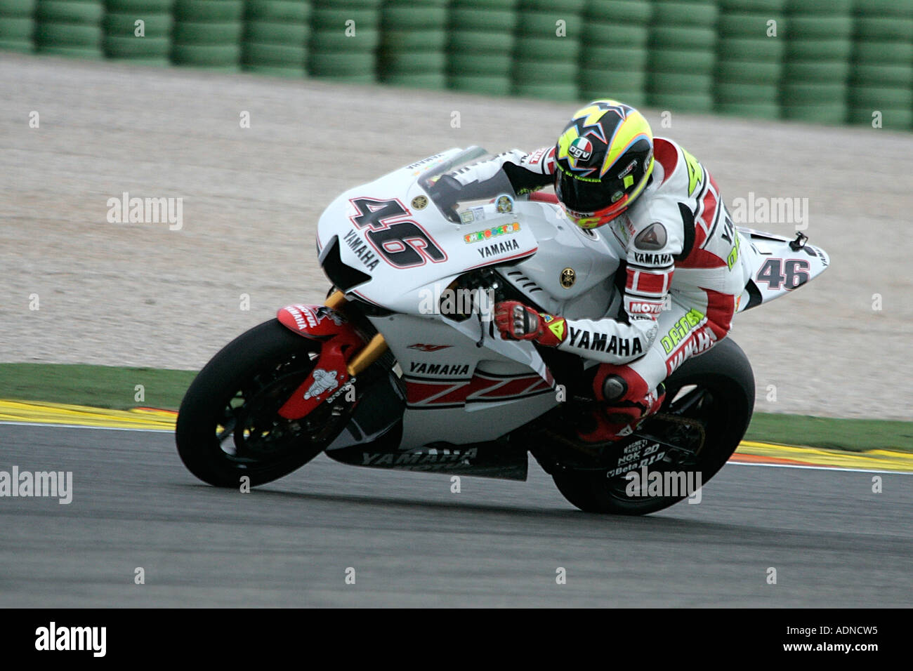 Valentino Rossi, Moto GP World Champion Reiten für Yamaha in 2006 Meisterschaft in Valencia circuit Stockfoto