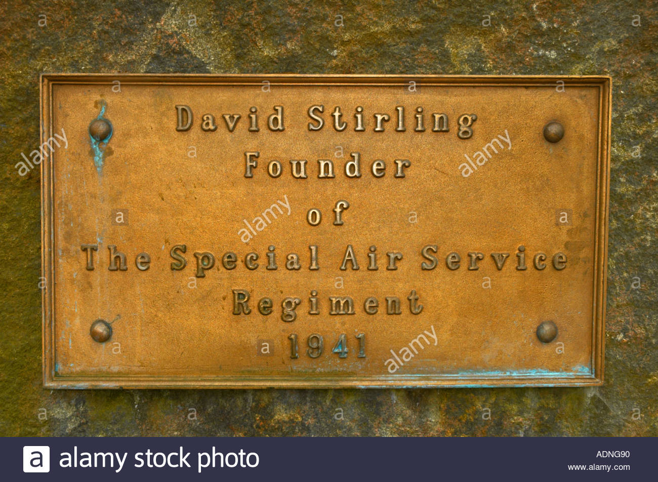 Eine Tafel zum Gedenken an Sir David Stirling der Gründer der SAS, gelegen am Doune Schottland Stockfoto