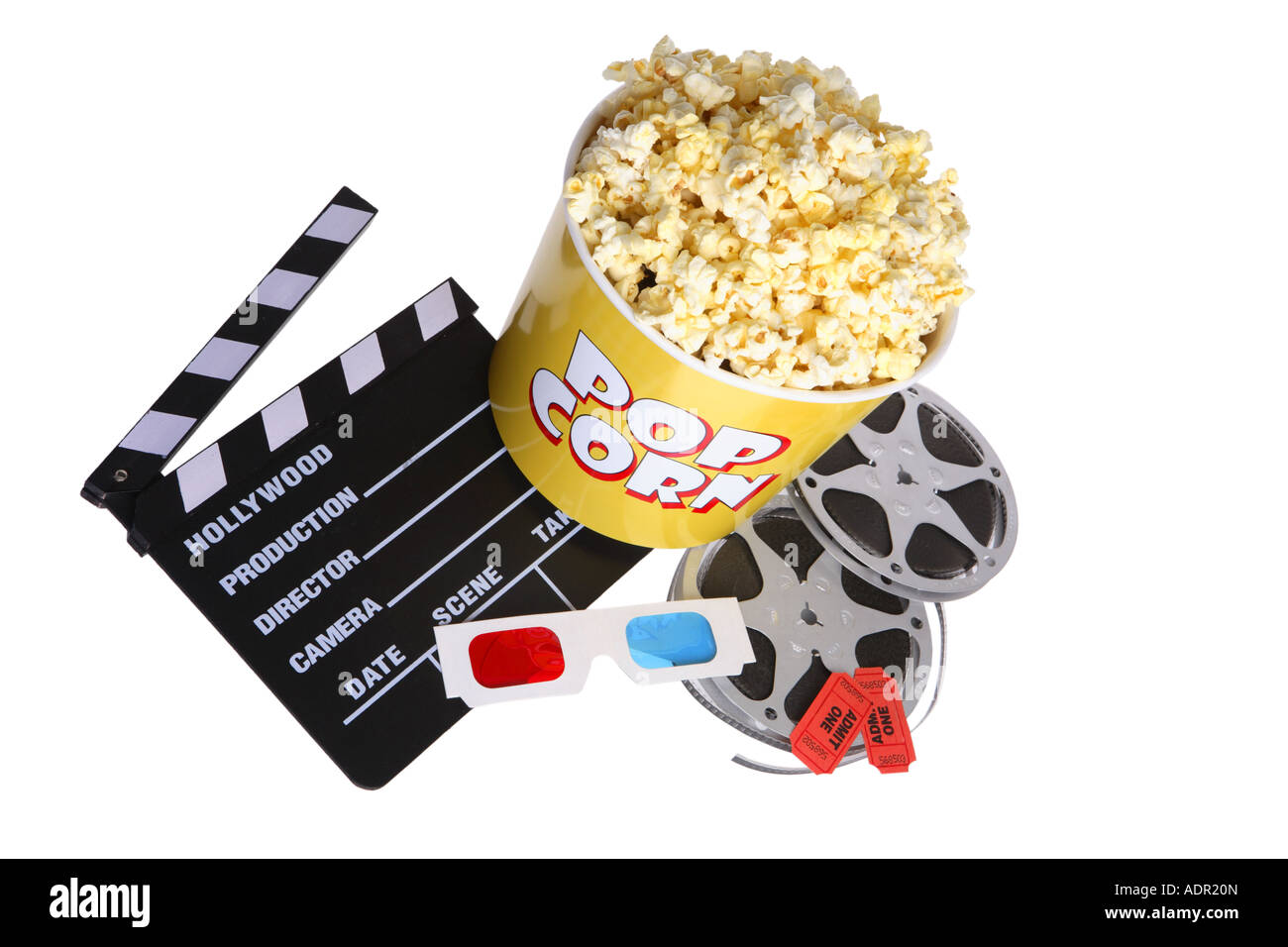 Film-Dinge: Klappe, 3d Brille, Wanne mit Popcorn, Film-Rollen und Tickets Stockfoto